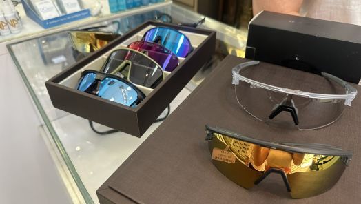 VÍDEO: na Óptica Pazini, quem pratica esporte encontra óculos ideais para ciclismo, corrida, vôlei, beach tênis e muito mais