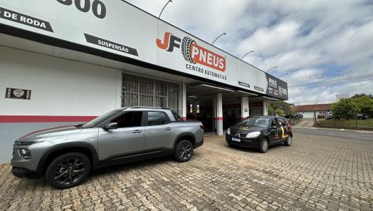 Chegou a hora? Faça a troca dos pneus do seu carro na JF Pneus em Xanxerê!