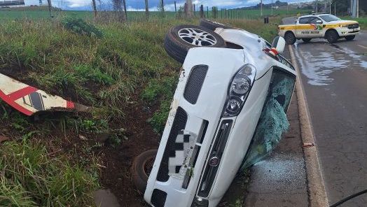 Acidente após ultrapassagem malsucedida deixa mulher ferida na SC-484 em Chapecó