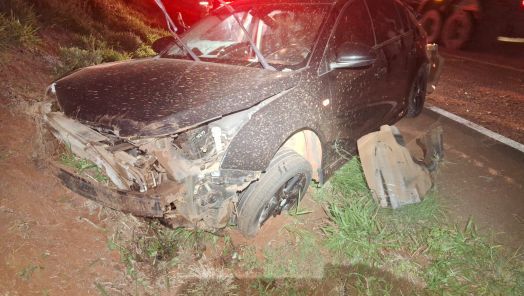 Condutora sem habilitação perde o controle e colide em barranco na SC-480, em Bom Jesus