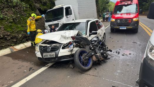 VÍDEO: acidente envolvendo oito veículos deixa um morto e um ferido grave na BR-282 em Chapecó