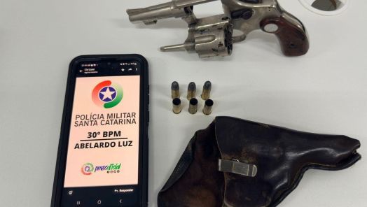 Jovem de Abelardo Luz é preso após efetuar disparos de arma de fogo em evento em Ipuaçu