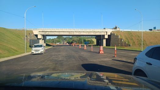 Fluxo de veículos no elevado da BR-282 com BR-158 sofre alteração temporária