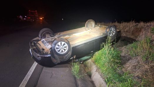 Capotamento é registrado na SC-155, em Abelardo Luz