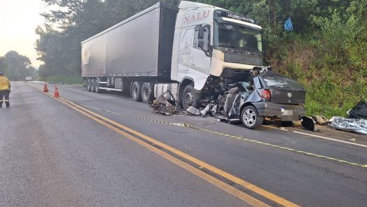 Colisão frontal na SC-355 deixa uma vítima fatal no Meio-Oeste