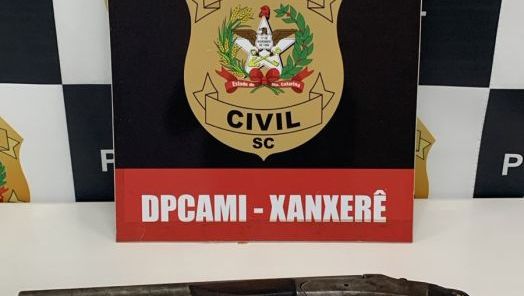 Arma de fogo é apreendida e investigado por violência doméstica é detido em Xanxerê