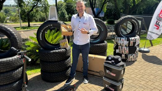 VÍDEO: Promoção de 10 anos da JF Pneus pode te dar um patinete elétrico