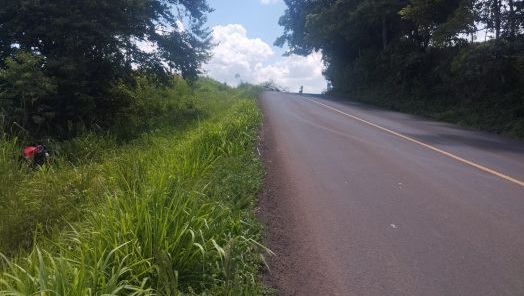 Motociclista fica ferido após sair da pista na SC-283, no Oeste