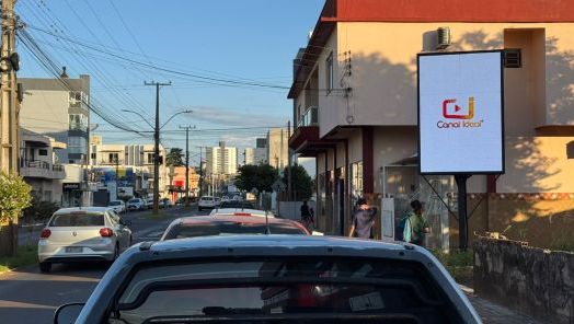Canal Ideal conta com novo painel de LED em ponto estratégico de Xanxerê