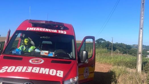 Queda de motocicleta deixa dois feridos no interior de Cunha Porã