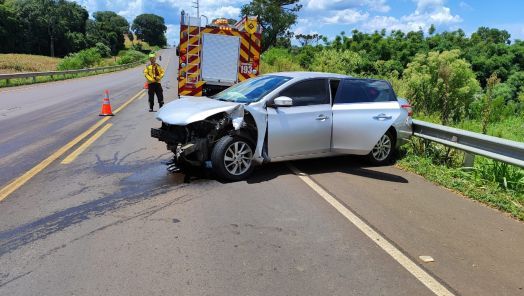 Motorista fica ferida após tentativa de ultrapassagem na SC-283, em Chapecó