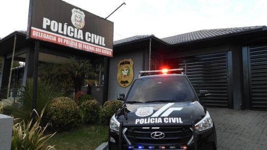 Operação da Polícia Civil em Faxinal dos Guedes apreende menores e cumpre mandados contra o tráfico