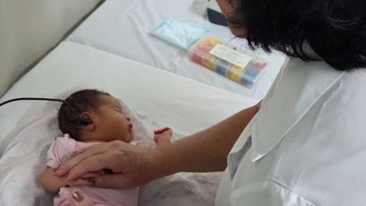 HRSP oferece teste da orelhinha gratuito para todos os bebês nascidos no hospital