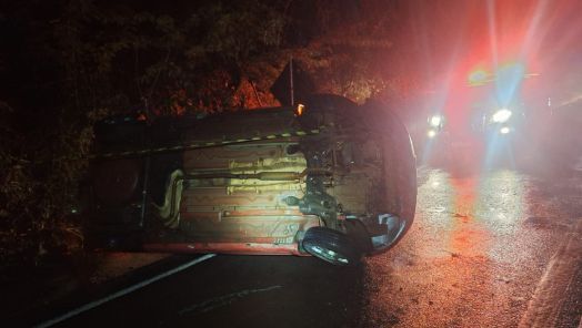 Adolescente é apreendida com 130 kg de maconha após acidente