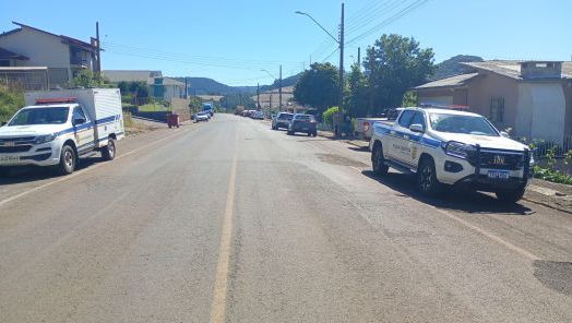 Ex-companheiro mata mulher e enteada e comete suicídio após o crime em Passos Maia 