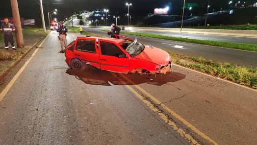 Jovem de 25 anos morre após capotamento na marginal da BR-480 em Chapecó