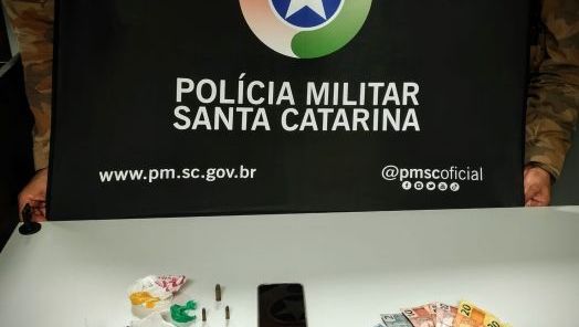 Mulher é presa por tráfico de drogas após ação do PPT em Xanxerê