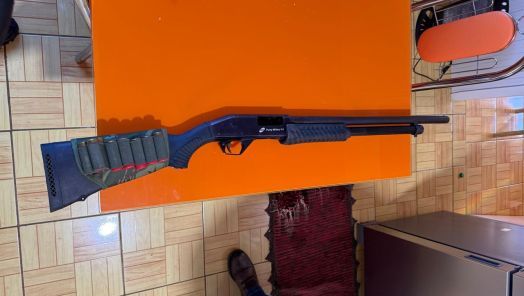 Homem é preso por posse irregular de arma durante operação da Polícia Civil em Ipuaçu