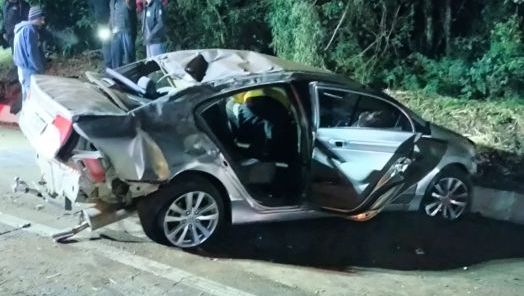 Motorista fica ferido após saída de pista na BR-282 em Ponte Serrada