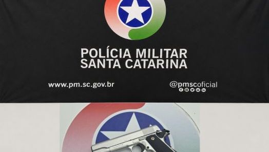 Polícia Militar apreende droga e simulacro de arma em Concórdia