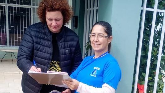 Orientações sobre o Sistema de Esgoto são repassadas ao moradores da Avenida Getúlio Vargas, em Xaxim