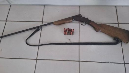 Polícia Militar Ambiental prende homem por caça ilegal e apreende arma de fogo em Águas de Chapecó