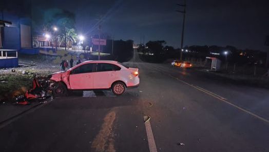 Motociclista fica ferido após colisão com carro na SC-283 em Chapecó