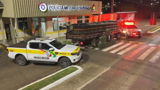 Operação conjunta apreende cerca de 100 mil maços de cigarros contrabandeados em Itapiranga