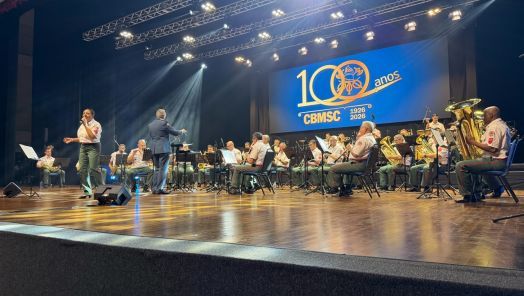 VÍDEO: Chapecó recebe concerto da Banda de Música do CBMSC em homenagem ao centenário da coporação no estado