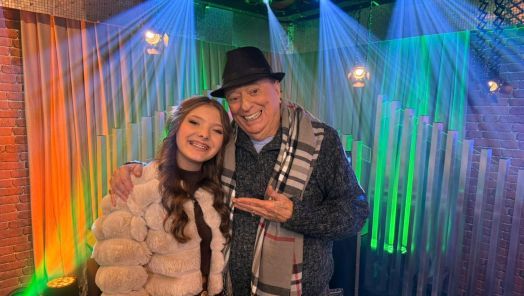 Cantora de Concórdia participa do quadro Jovens Talentos de Raul Gil neste domingo