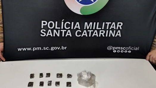 Adolescente é apreendido por tráfico de drogas e posse de notas falsas em Chapecó