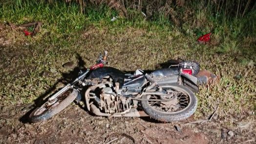 Motociclista fica ferido após sofrer queda na BR-282, em Ponte Serrada