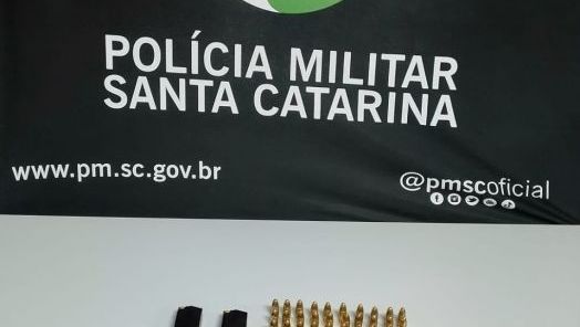 Suspeito que mandou vítima se ajoelhar antes de atirar várias vezes é preso em SC
