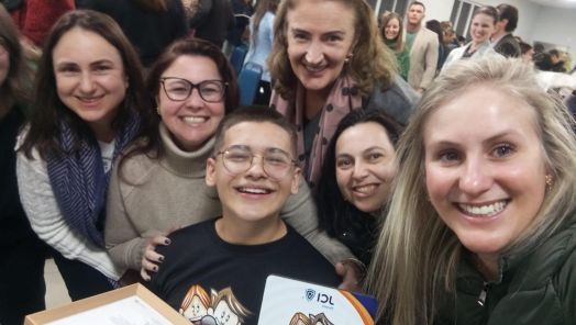 Escola Joaquim Nabuco comemora conquista de aluno campeão do Projeto Oratória nas Escolas da JCI