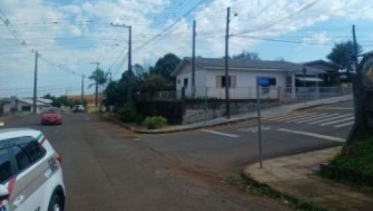 Menina de 11 anos fica ferida após colisão entre bicicleta e carro em Xanxerê