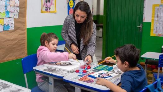 Prefeitura de Chapecó publica edital para contratação temporária de professores