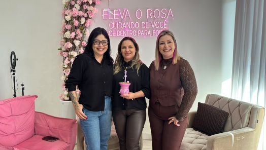 VÍDEO: Show de humor promete arrancar risadas de casais e famílias em Chapecó