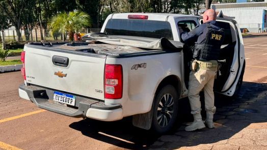 PRF apreende quase 800 quilos de maconha e recupera caminhonete clonada no Oeste de SC