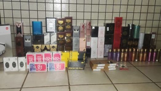Carro e mercadorias do Paraguai avaliados em R$ 130 mil são apreendidas em SC