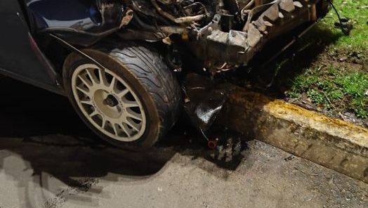 Colisão entre dois carros deixa passageira ferida em Chapecó