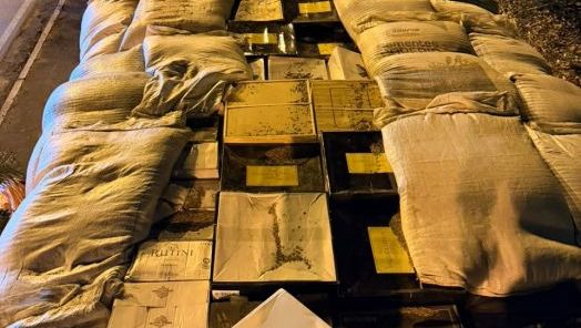 Carga com 5,5 mil garrafas de vinho argentino é apreendida em Abelardo Luz