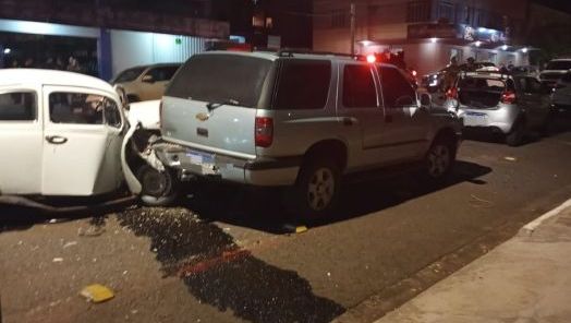 VÍDEO: Colisão deixa motorista ferido no bairro La Salle, em Xanxerê