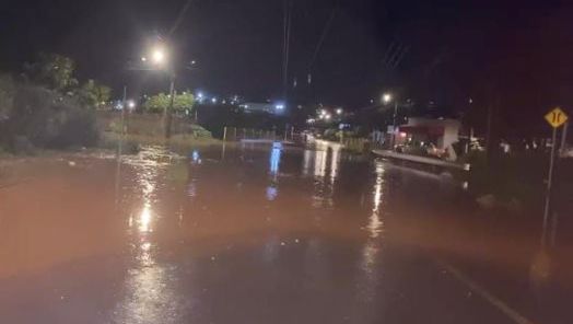 Chuva intensa provoca alagamentos, destelhamentos e mobiliza equipes em Xanxerê