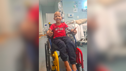 Menino do Oeste precisa de medicamento de R$ 2 milhões para continuar tratamento contra o câncer