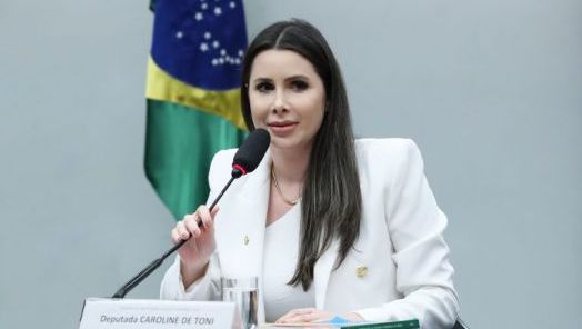 Carol De Toni reafirma pré-candidatura ao Senado e admite que pode deixar o PL se partido apoiar Amin