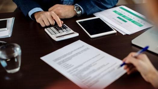 Mais de 361 mil catarinenses podem negociar dívidas por até R$ 100 no Feirão Serasa Limpa Nome