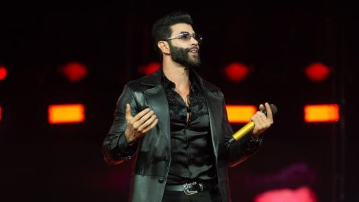 Justiça condena Gusttavo Lima a pagar R$ 5 mil por danos morais a mulher expulsa de show