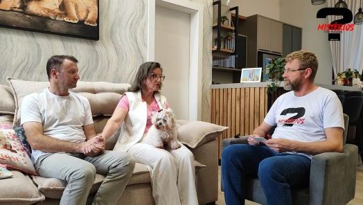 Mistérios traz entrevista exclusiva com os pais de uma menina que faleceu há quatro anos