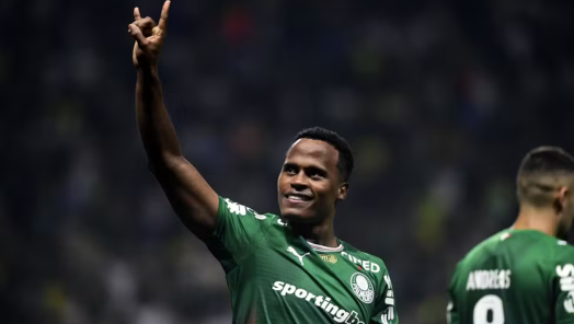Palmeiras vence, retoma liderança, mas deixa dúvidas após queda de rendimento