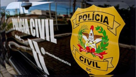Polícia Civil prende três suspeitos de roubo violento a residência em Chapecó